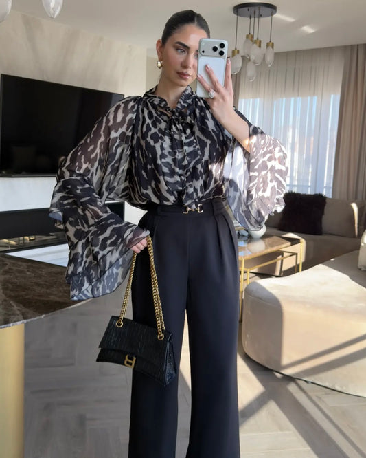 Flowy Sheer Tie-Neck Abstract Print Chiffon Blouse | بلوزة شيفون بنقشة فخمة