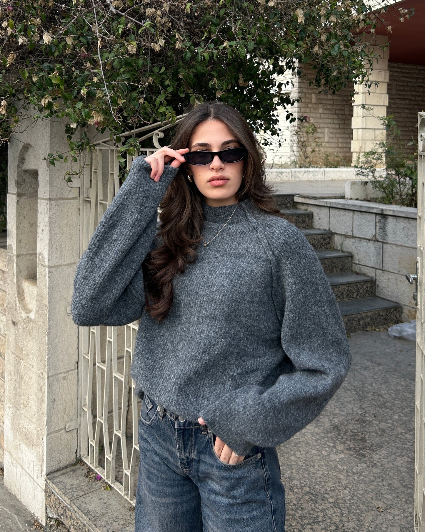Creamy White Textured Knit Oversized Sweater | بلوزة كريمية محبوكة بنسيج مُحكم وقَصّة واسعة
