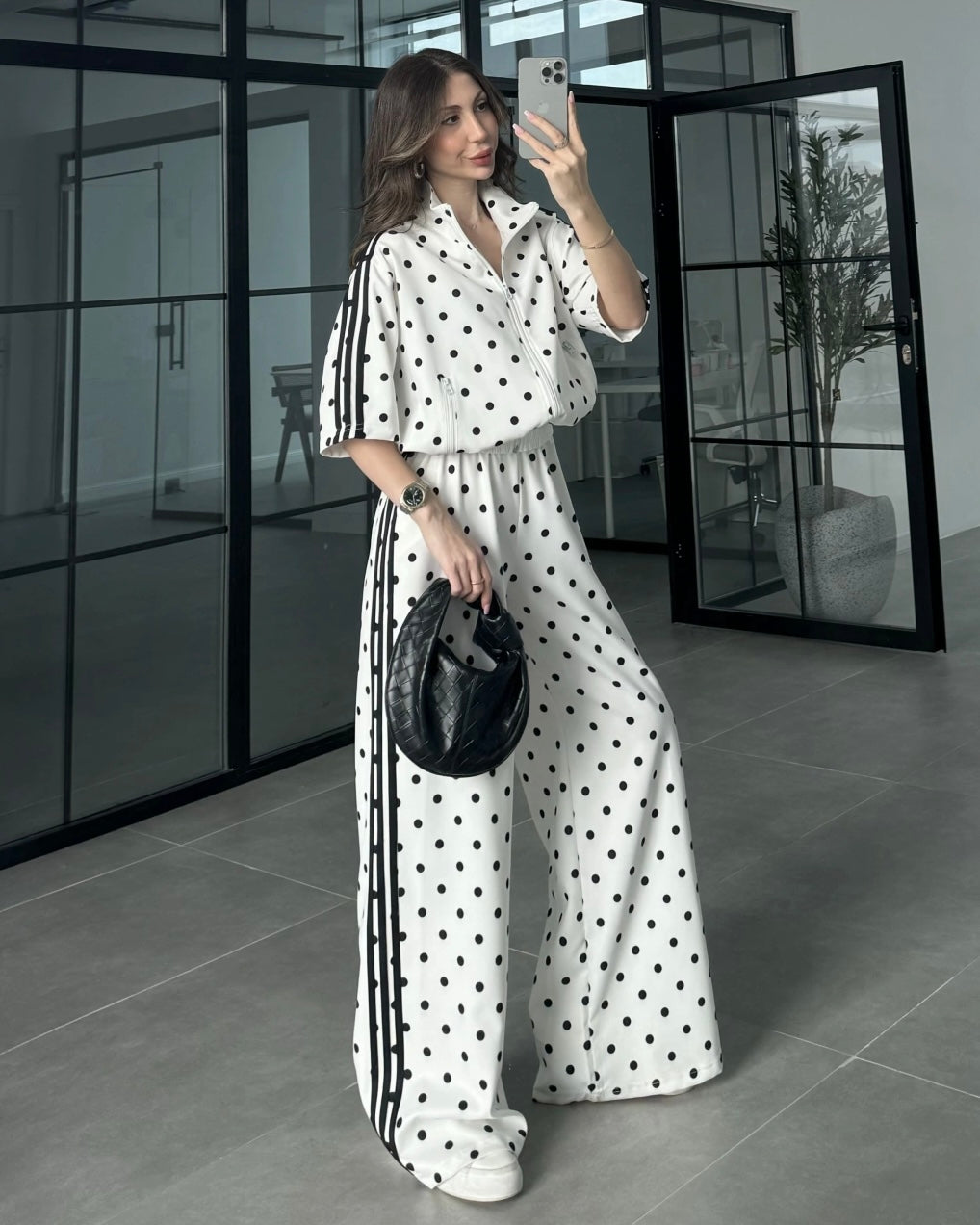 Polka Dot Two-Piece Set with Wide-Leg Pants | طقم بولكا دوت مع بنطلون واسع