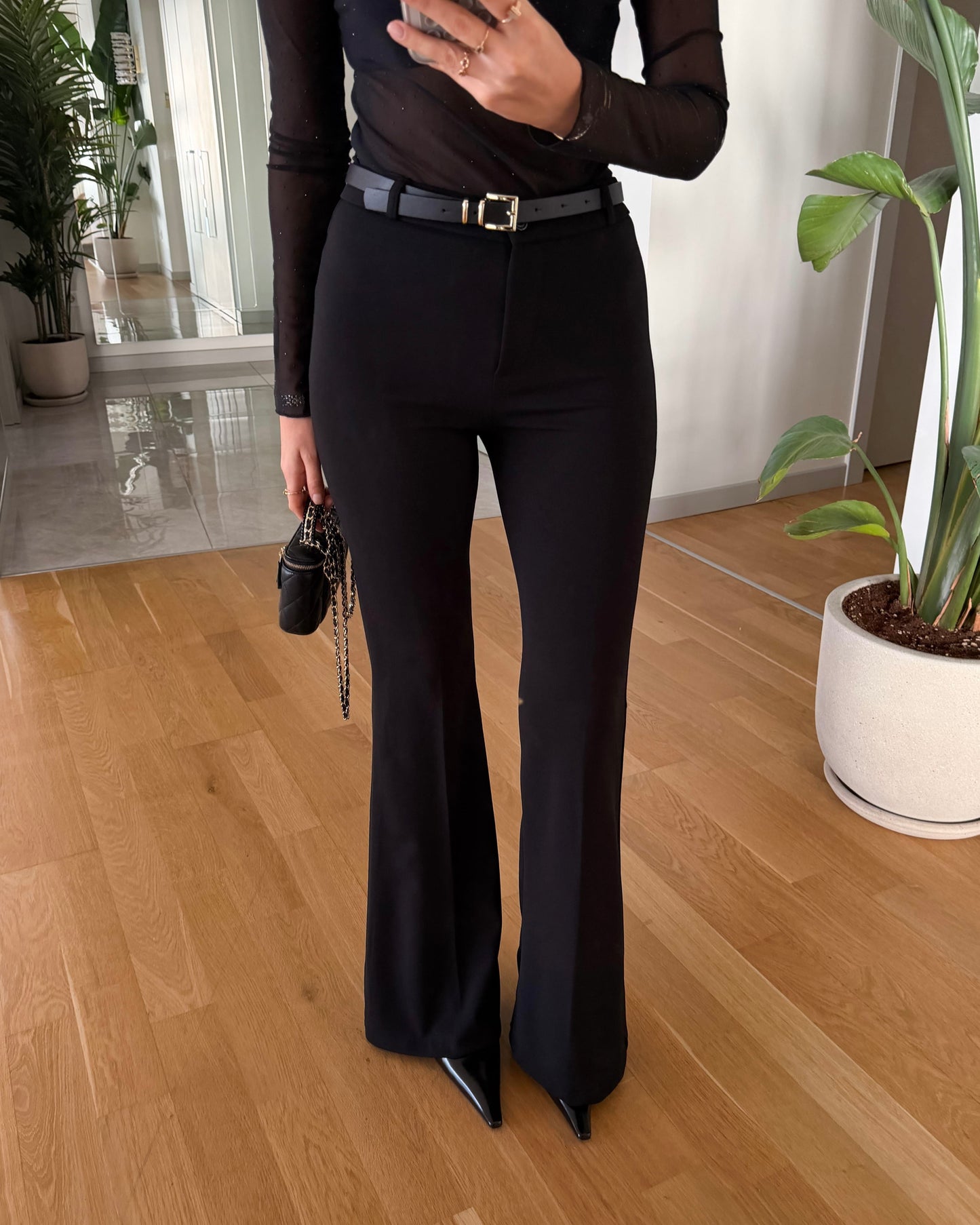 Black High-Waisted Lycra Flare Pants | بنطلون فلاير أسود لايكرا بقصة عالية الخصر