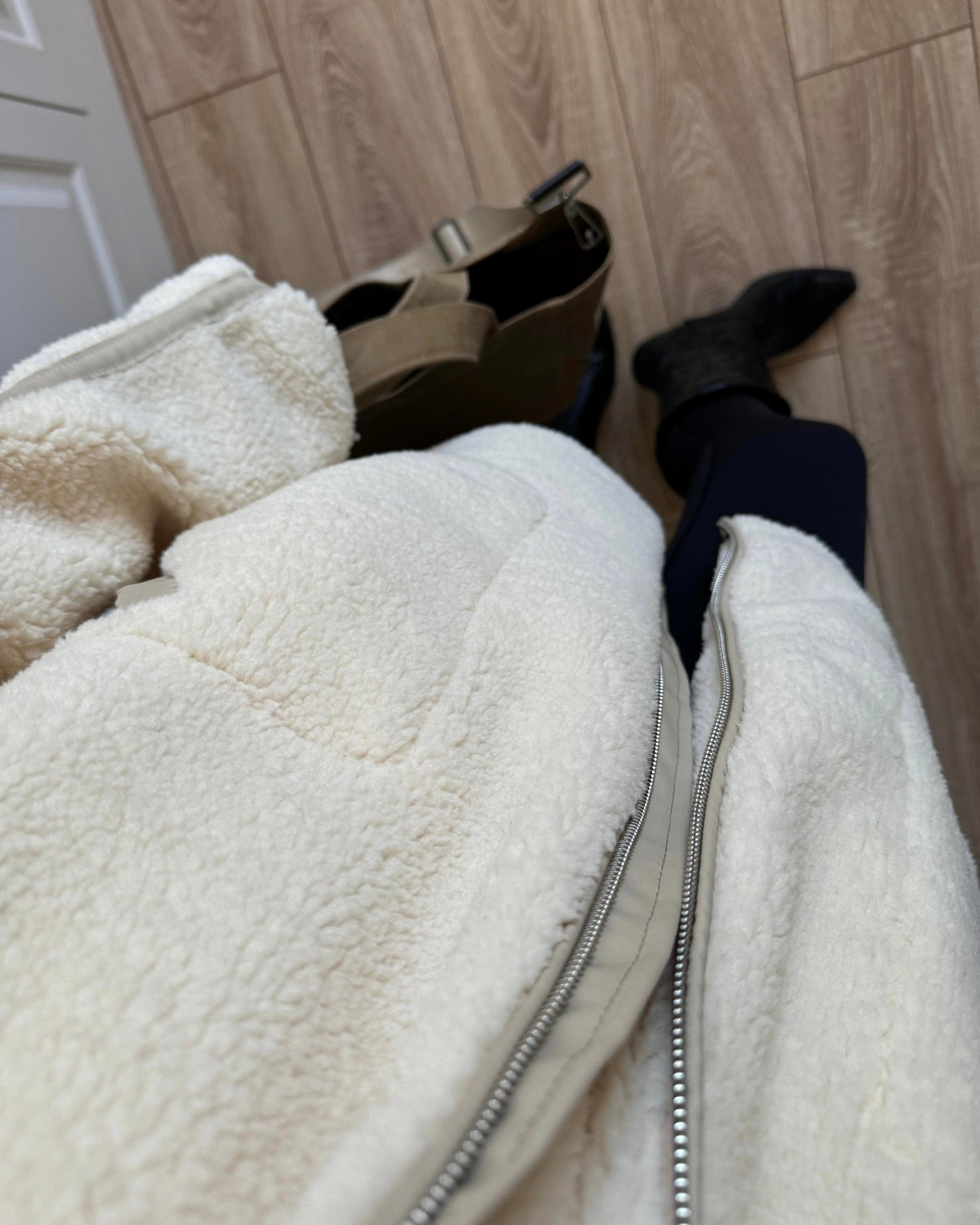 Cozy Sherpa Jacket | جاكيت فرو شيربا