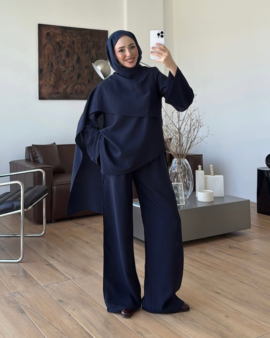 Navy Asymmetrical Layered Cape Top & Wide-Leg Pant Set | طقم مكوّن من بلوزة كيب بطبقات وقصّة غير متماثلة