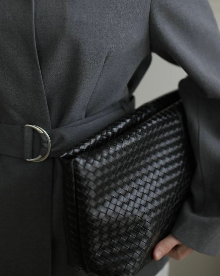 Charcoal Structured Belted Blazer | بليزر باللون الرمادي الفحمي مع حزام