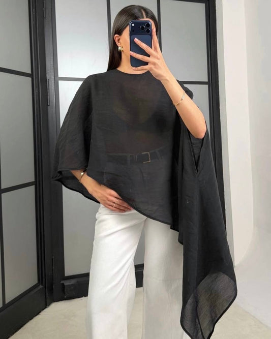 Black Flowy Cape Top | بلوزة كاب انسيابية باللون الاسود