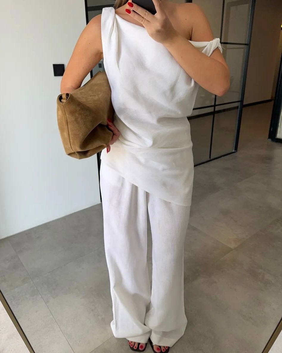 Red One Shoulder Draped Top and Wide Leg Pants Set | طقم احمر بكتف واحد مع توب ملفوف وبنطلون واسع