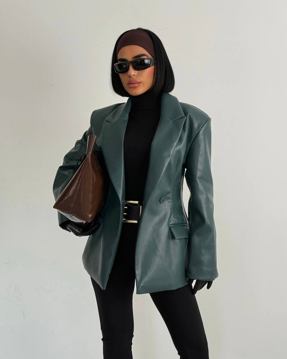Green Faux Leather Tailored Blazer | بليزر جلد اخضر مخصر