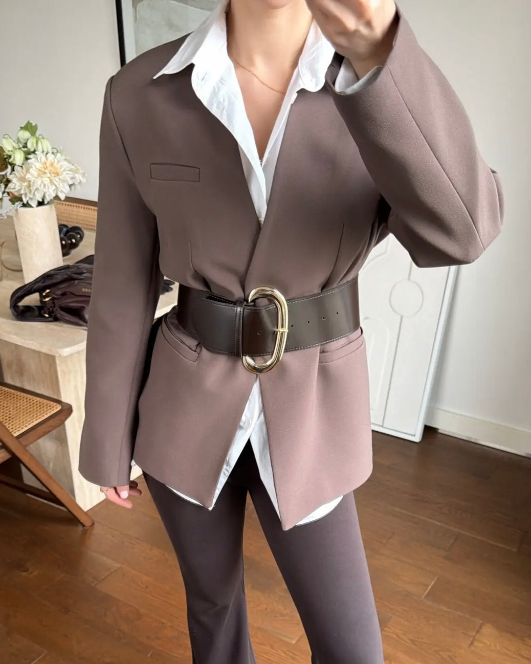 Elegant Mocha Belted Blazer | بليزر موكا أنيق بحزام خصر عريض