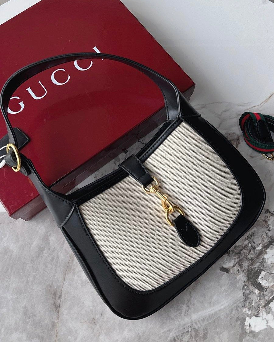 Gucci Jackie شنطة