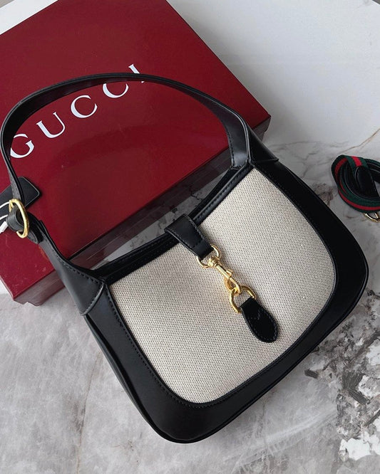 Gucci Jackie شنطة