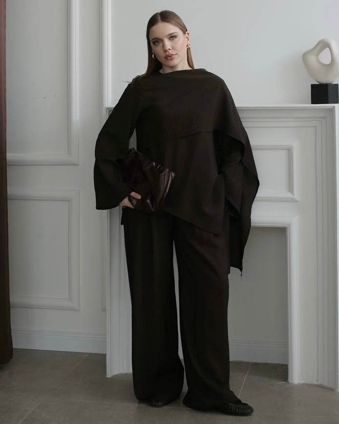 Dark Brown Asymmetrical Layered Cape Top & Wide-Leg Pant Set | طقم مكوّن من بلوزة كيب بطبقات وقصّة غير متماثلة