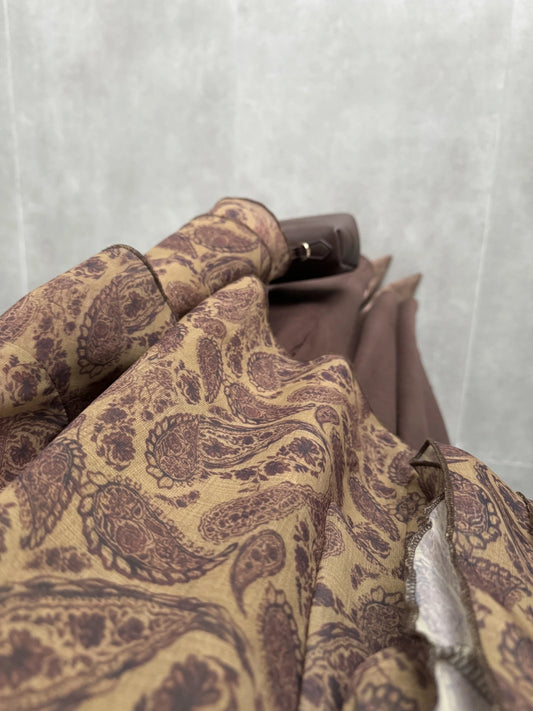 Paisley Print Tie-Neck Blouse with Flared Sleeves | بلوزة بنقشة بيزلي مع ربطة عنق وأكمام واسعة
