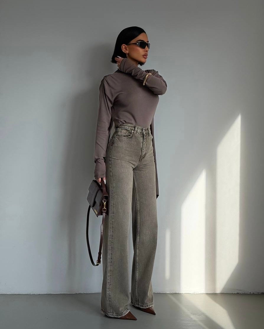 Acid Wash High-Rise Denim Jeans | جينز باهت بخصر عالي