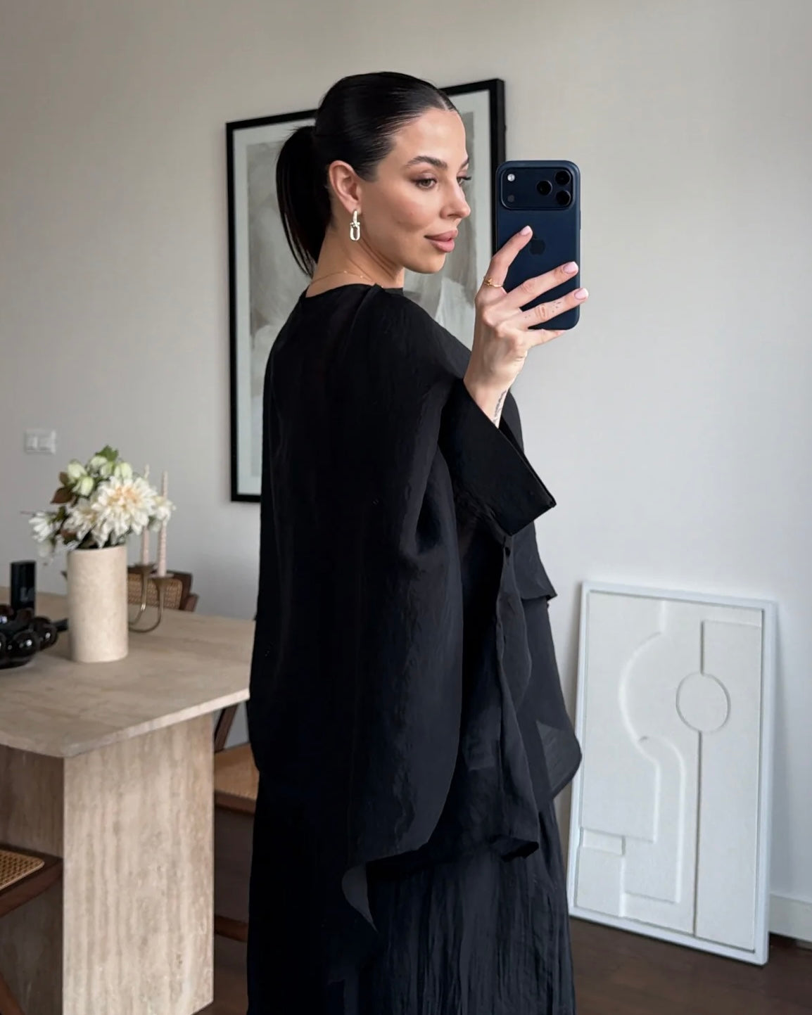 Black Chiffon Blouse | بلوزة شيفون باللون الاسود