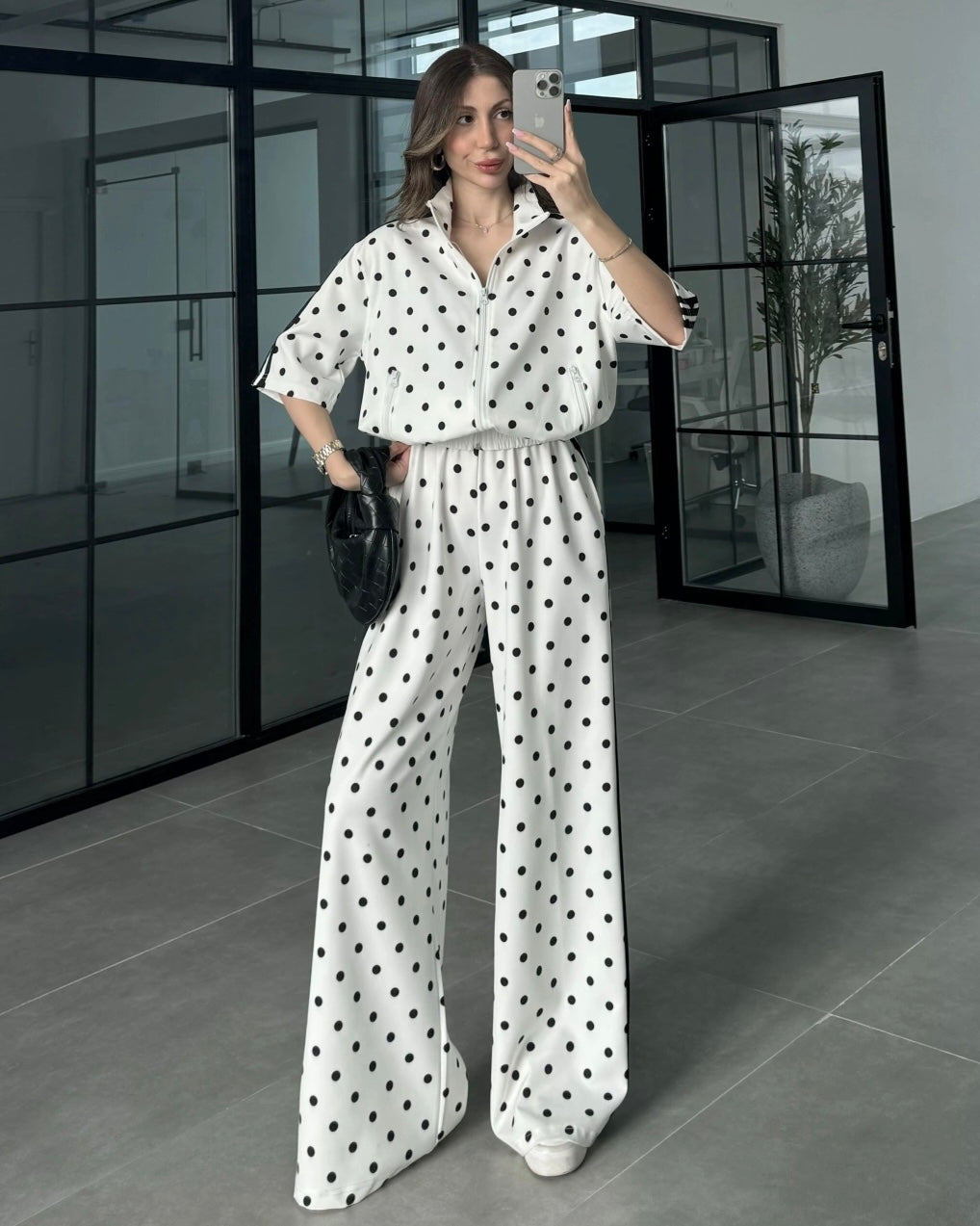 Polka Dot Two-Piece Set with Wide-Leg Pants | طقم بولكا دوت مع بنطلون واسع