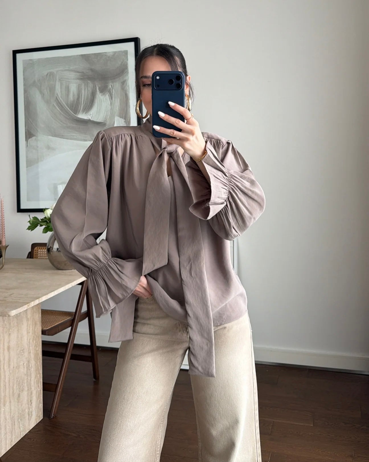 ‏Soft elegant Tie-Neck Blouse in moca | بلوزة أنيقة بربطة عنق بلون الموكا