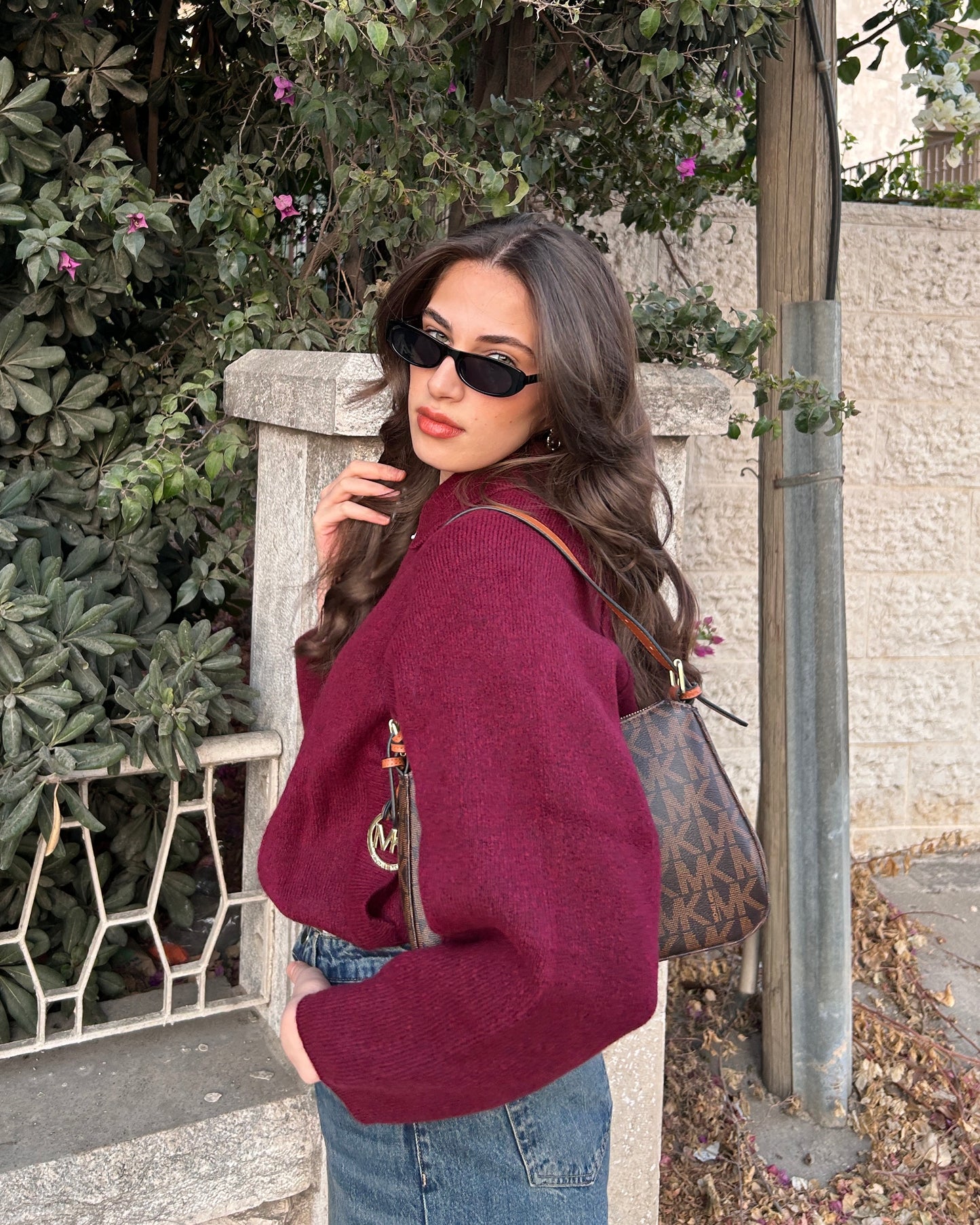 Burgundy Zip-Up Cozy Sweater | سويتر دافئة بسحّاب أمامي باللون الخمري