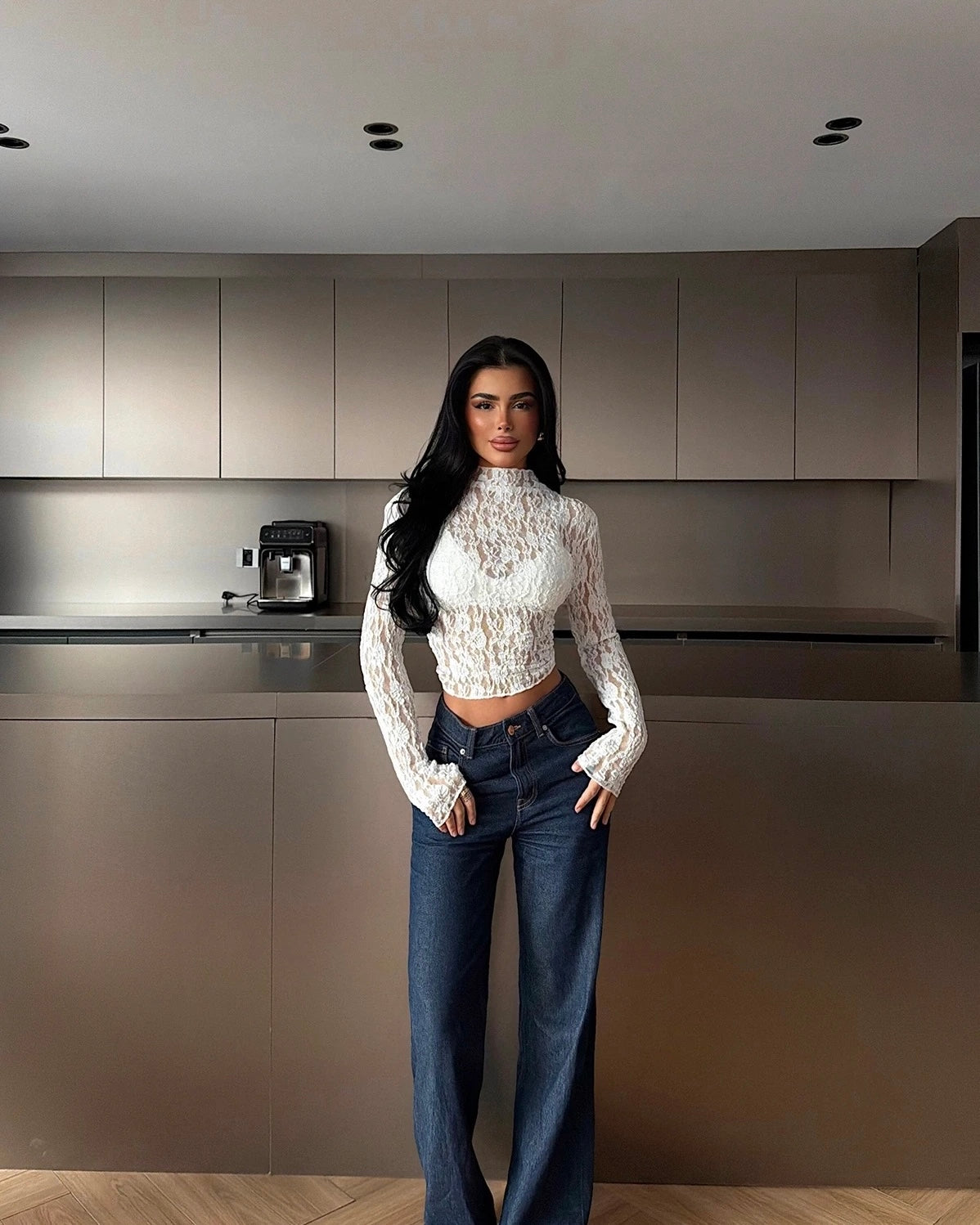White Lace Transparent Top | توب دانتيل شفاف باللون الابيض