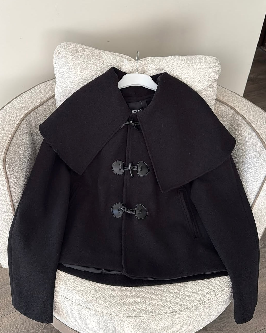 Black Jacket with Oversized Collar and Toggle Buttons | جاكيت أسود بياقة كبيرة وأزرار توغل