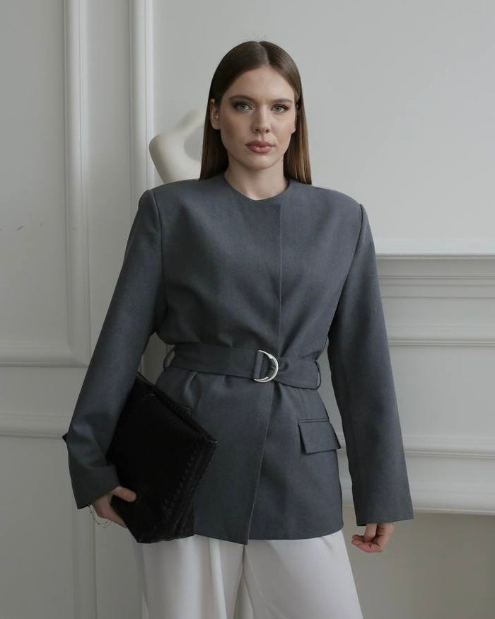 Charcoal Structured Belted Blazer | بليزر باللون الرمادي الفحمي مع حزام