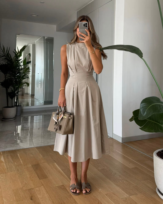 Beige Pleated Sleeveless Dress | فستان بيج بثنيات بدون أكمام