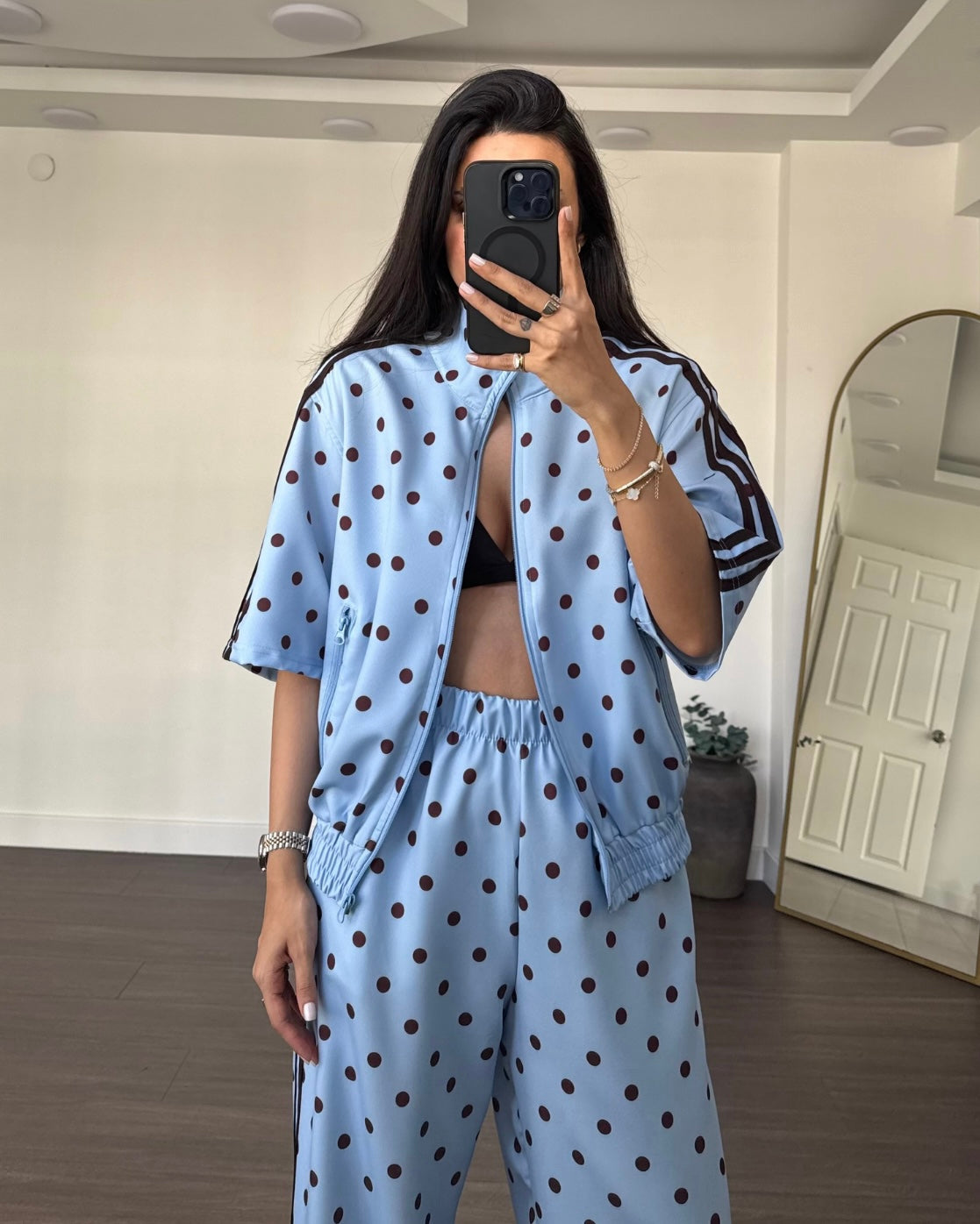 Blue Polka Dot Two-Piece Set with Wide-Leg Pants | طقم بولكا دوت مع بنطلون واسع