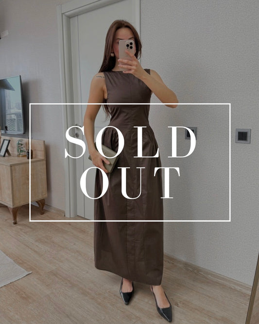 Sleeveless Mocha Structured Maxi Dress | فستان ماكسي بدون أكمام بلون الموكا بتصميم أنيق
