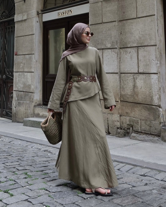 Khaki Asymmetric Linen Set | طقم كتان بلون كاكي بقصة غير متماثلة
