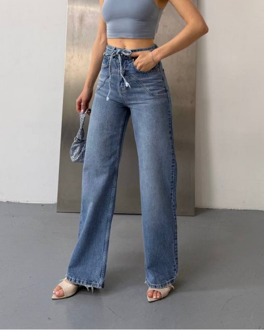 High-Waisted Jeans with Statement Waist Detail | جينز عالي الخصر بتفصيلة خصر مميزة
