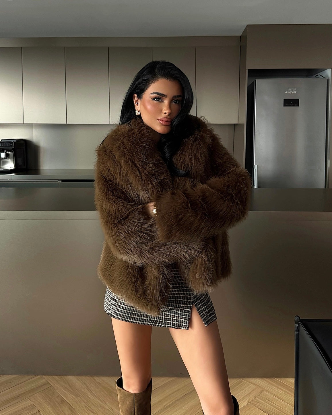 Brown Faux Fur Jacket | جاكيت فرو باللون البني