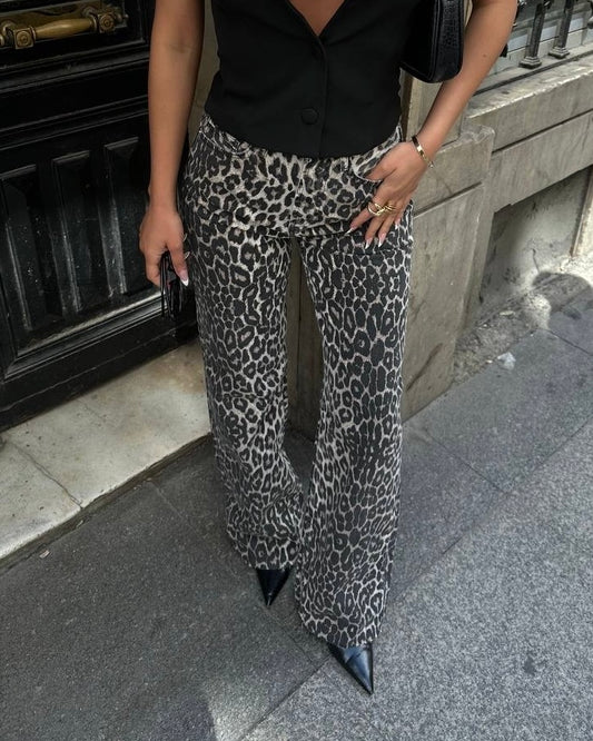 Cool Toned High Waisted Leopard Jeans