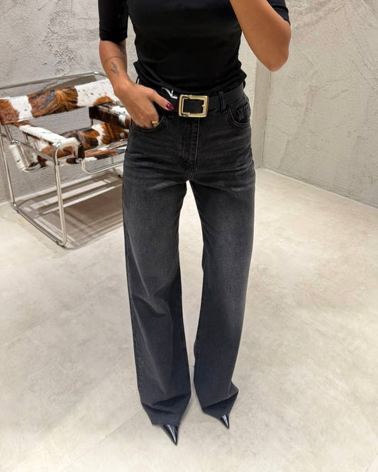 Washed Black High-Waisted Wide-Leg Jeans | جينز أسود كاحت بخصر عالي وقصة واسعة