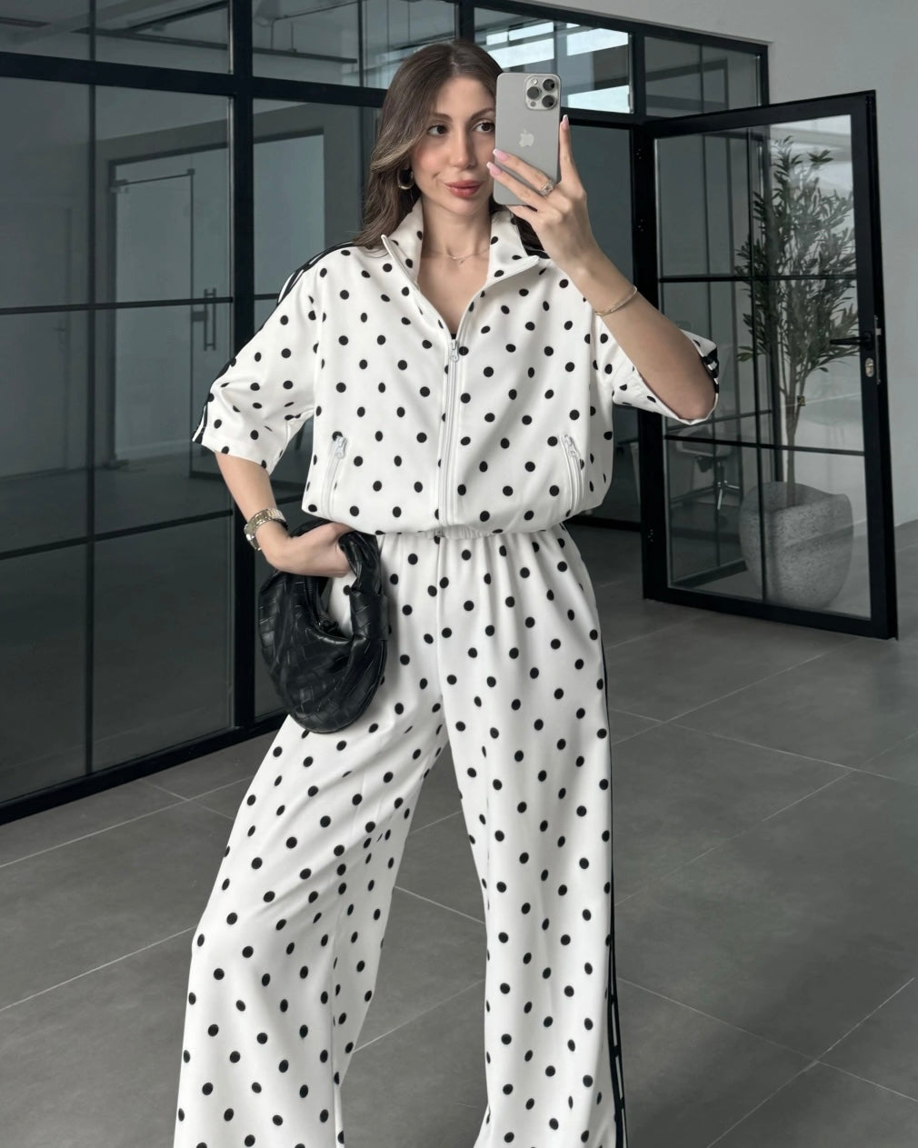 Polka Dot Two-Piece Set with Wide-Leg Pants | طقم بولكا دوت مع بنطلون واسع