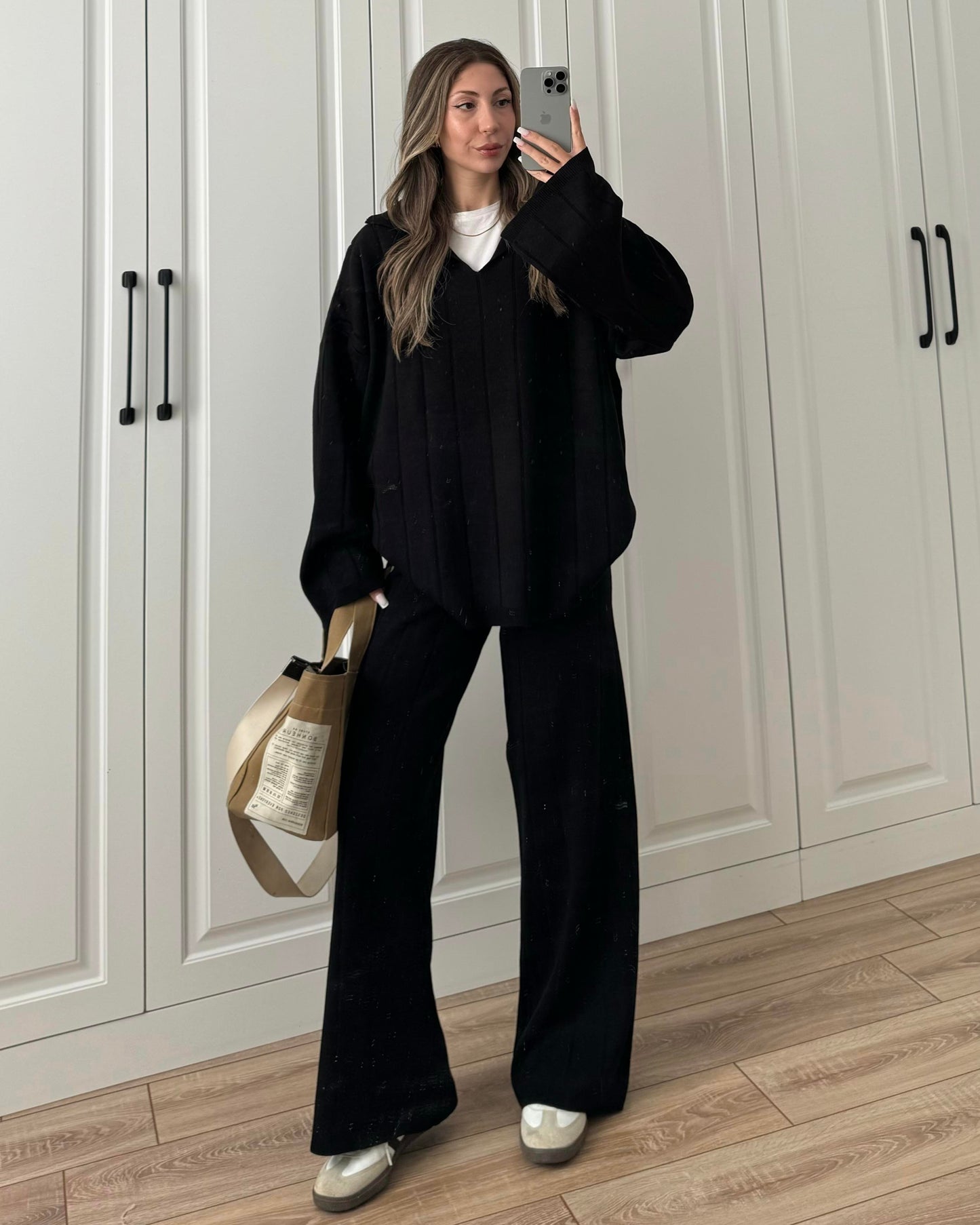 Cozy Black Set | طقم اسود دافئ ومريح