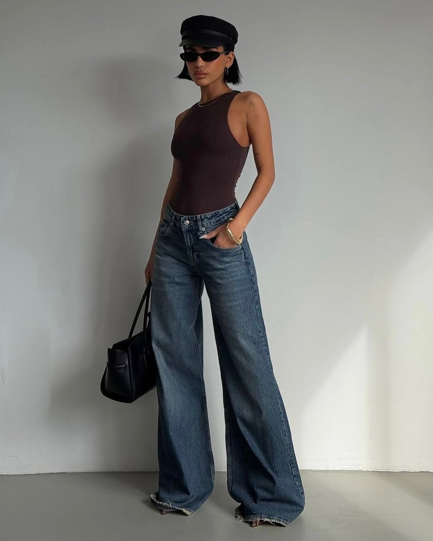 Wide-Leg Dark Wash Jeans with Distressed Hem | جينز واسع بلون دنيم غامق