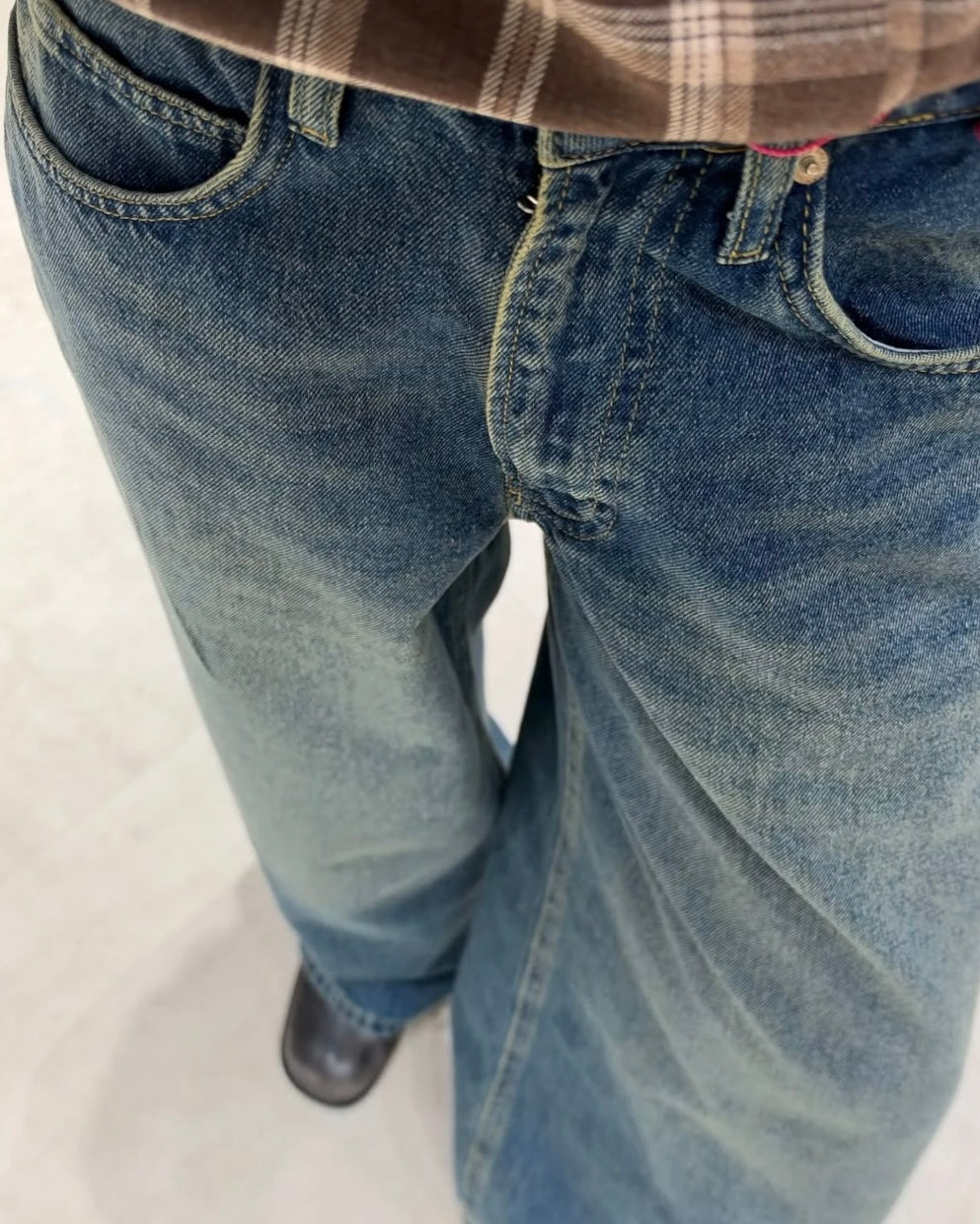 Vintage Blue Washed Baggy Jeans | جينز كاحت بقصة باغي واسعة وستايل فينتاج