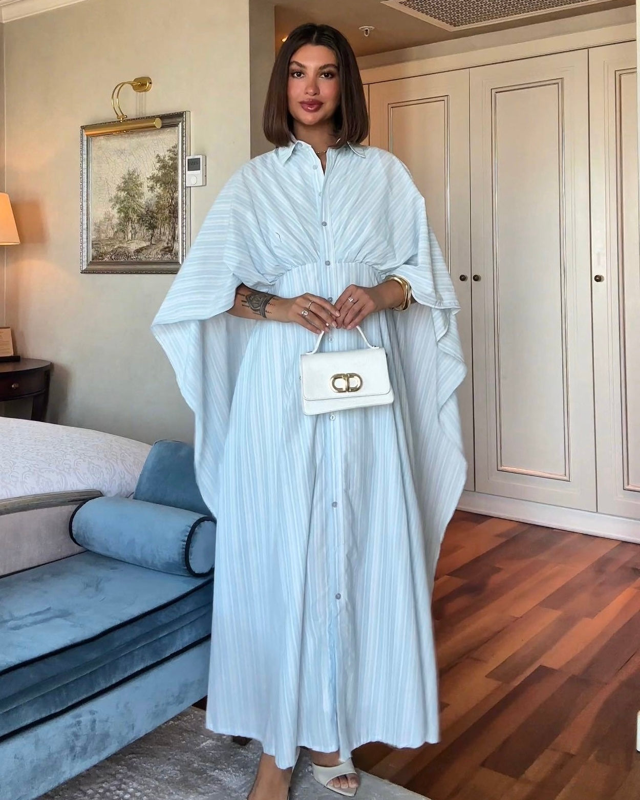 Elegant Pleated Button-Front Maxi Dress with Batwing Sleeves in Blue | فستان ماكسي أنيق بكسرات وأزرار أمامية وأكمام واسعة باللون الازرق