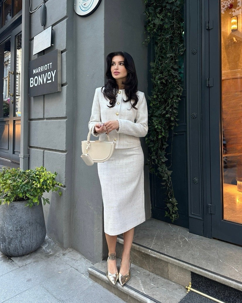 סט טוויד באמצע אורך