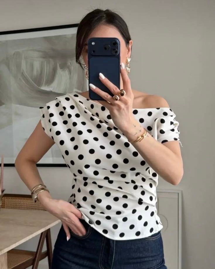 Polka Dot Off-Shoulder Top | توب منقط بقصة أوف شولدر
