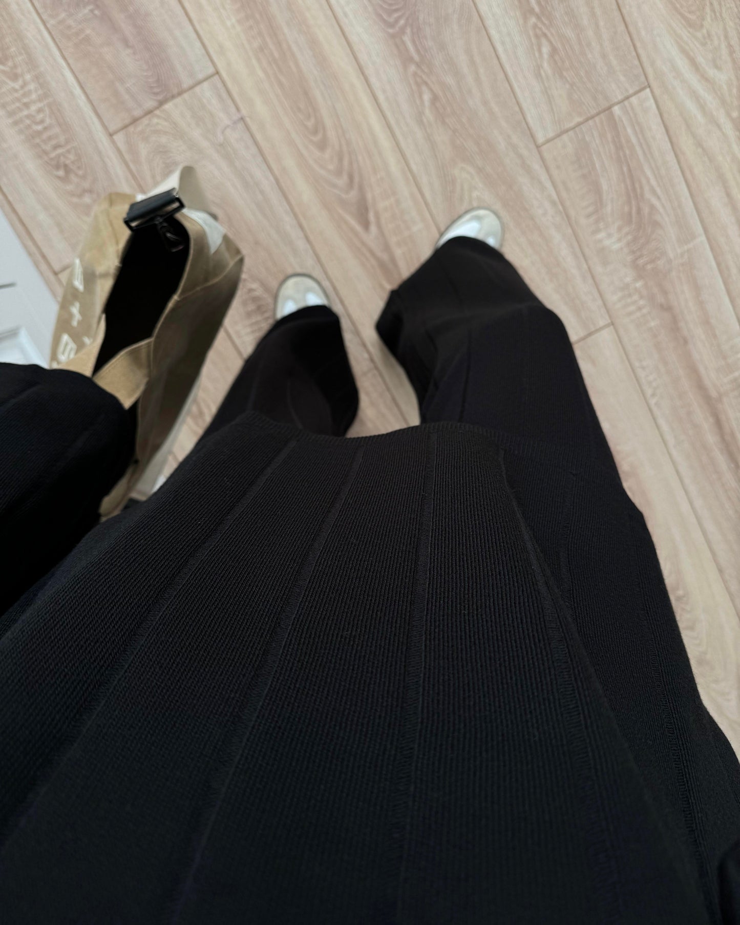 Cozy Black Set | طقم اسود دافئ ومريح