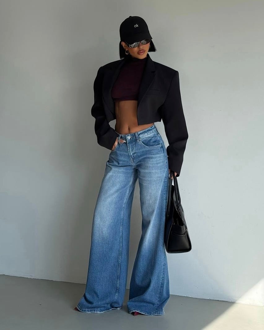 Wide-Leg Blue Toned Jeans with Distressed Hem | جينز واسع بلون ازرق دنيم