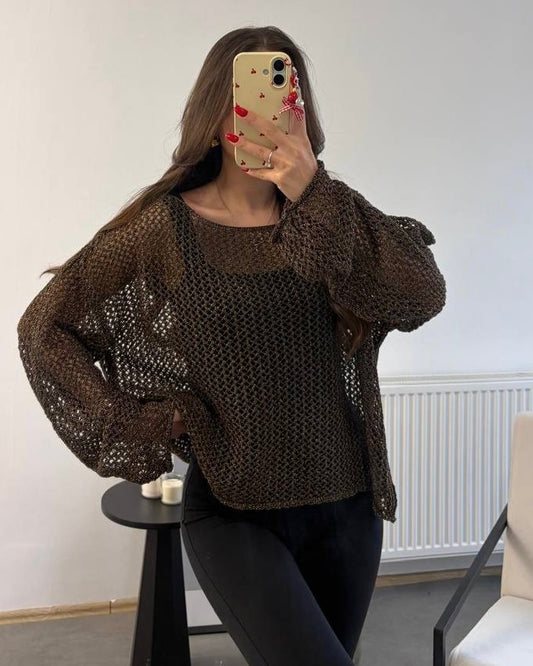 Oversized Brown Open-Knit Sweater with Gold Metallic Shimmer | بلوزة صوف بنية أوفر سايز مخرّمة بلمعة ذهبية