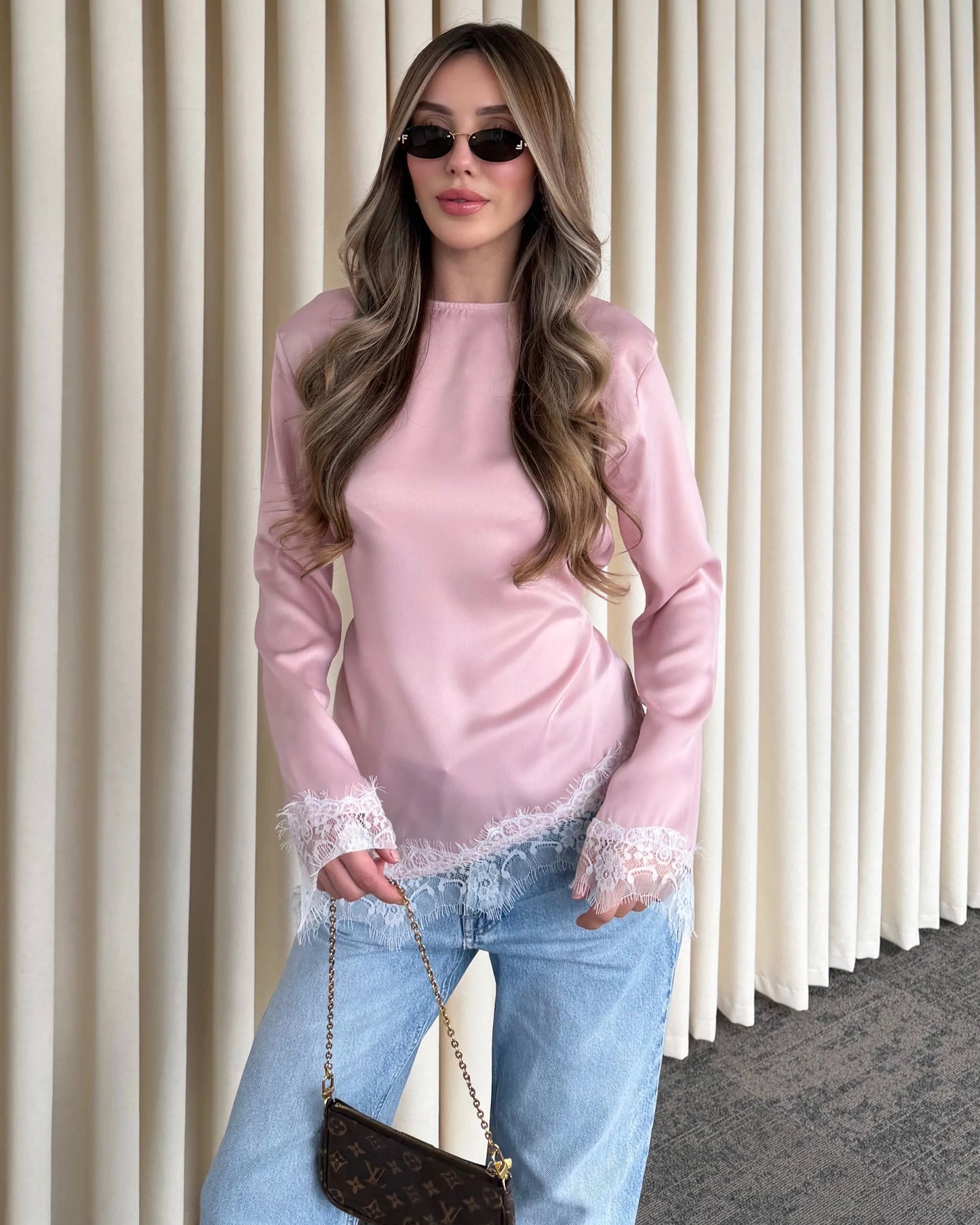 Bink Satin Lace Trim Top|بلوزة ساتان وردي بأطراف دانتي