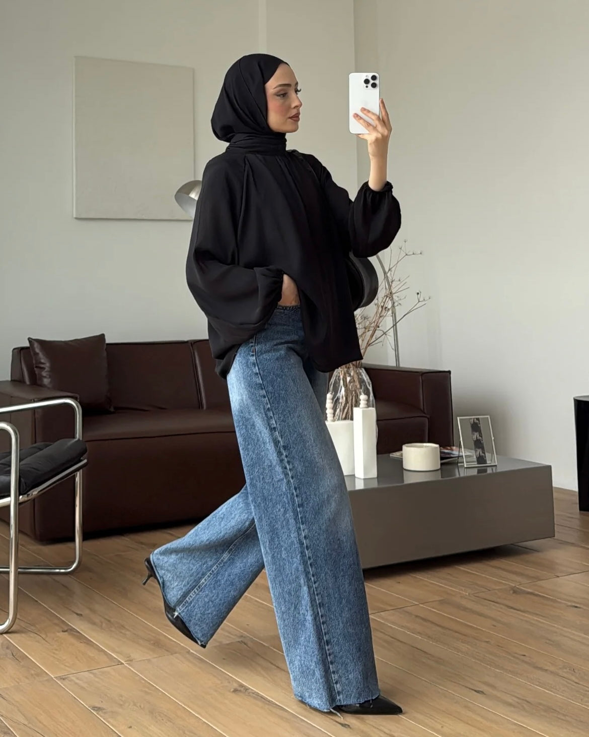 Black Blouse with High Neck and Balloon Sleeves | بلوزة أنيقة بياقة عالية وأكمام واسعة