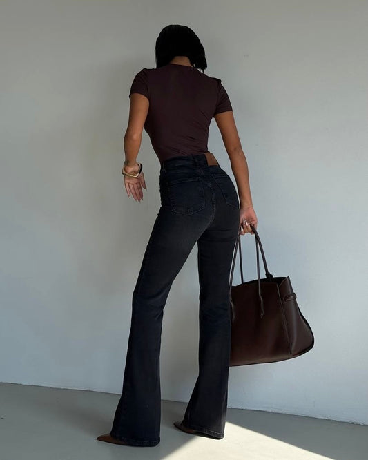 Black High-Waist Flared Denim Jeans | جينز شارلستون اسود بخصر عالٍ