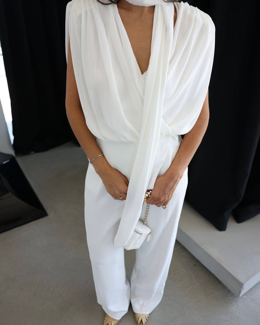 Elegant White Draped Sleeveless Blouse with Scarf Detail | بلوزة بيضا أنيقة بقصة درابيه وياقة شال