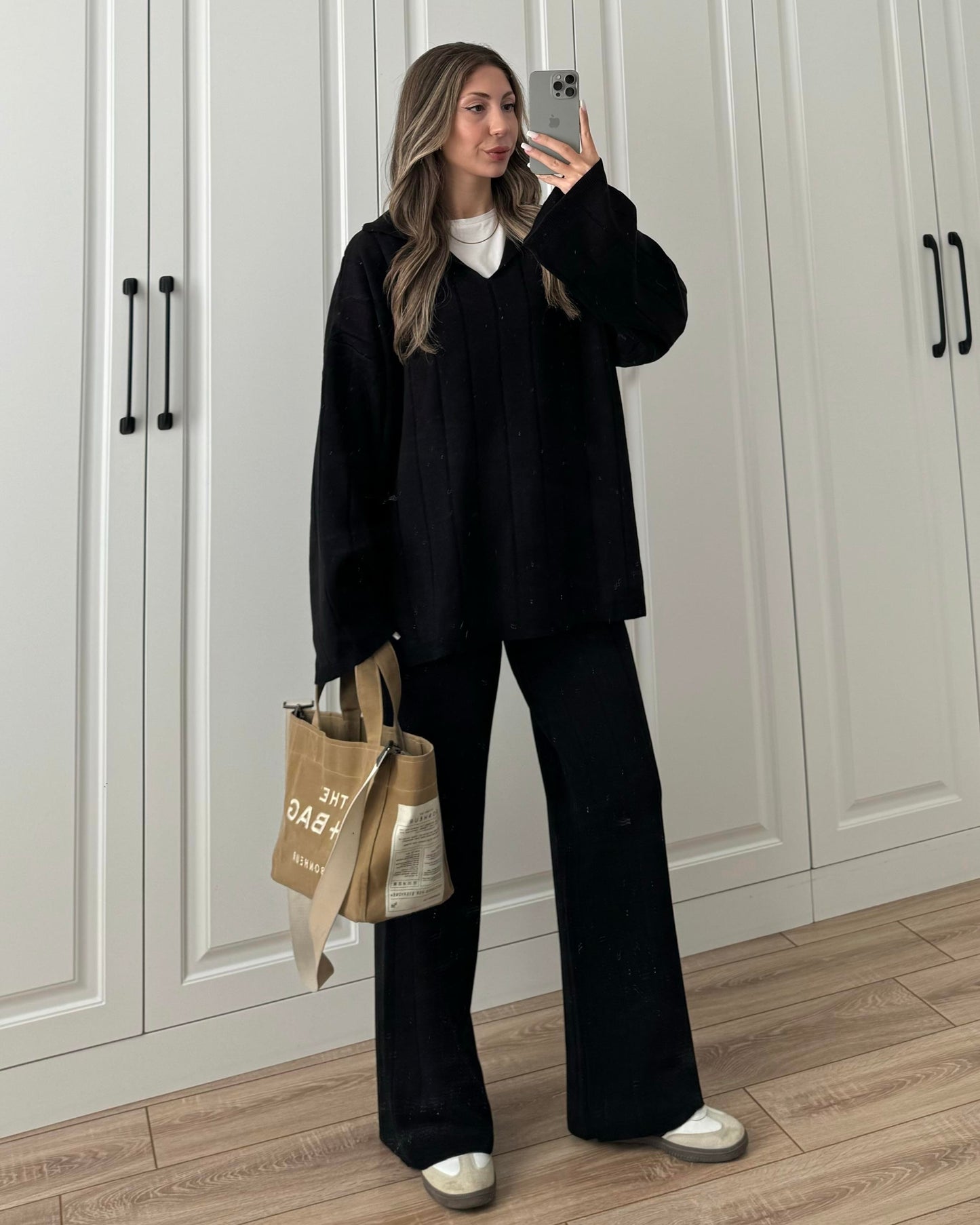 Cozy Black Set | طقم اسود دافئ ومريح