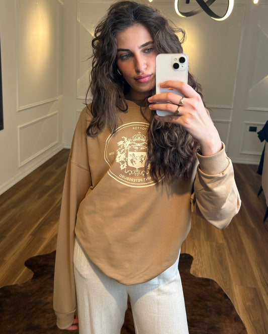 Oversized Khaki Graphic Sweatshirt | سويت شيرت كاكي أوفر سايز بطبعة جرافيك