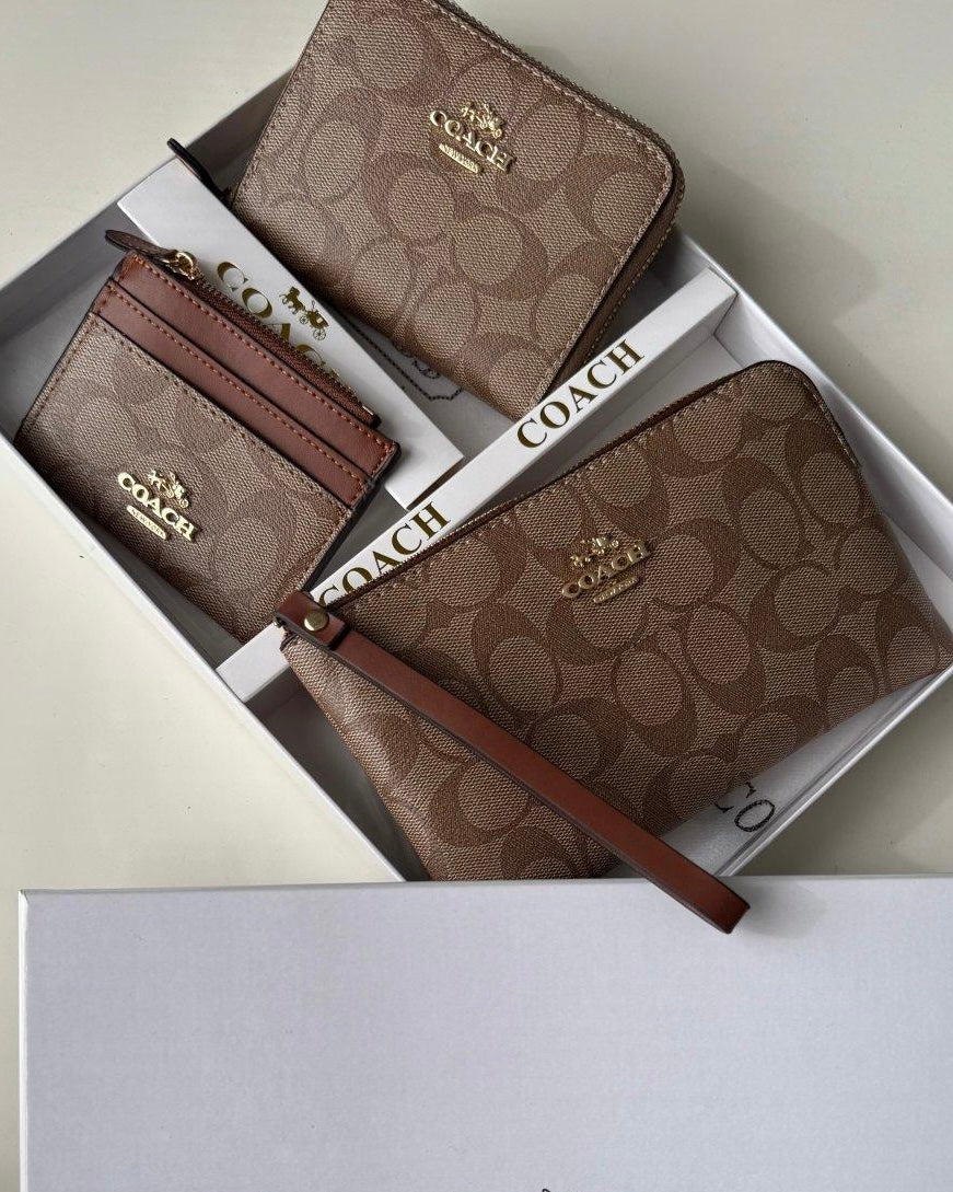 طقم جزدان Coach ٣ قطع بيج