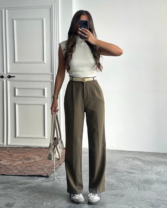 ‏Olive Green Wide-Leg High-Waist Trousers | بنطلون بخصر عالٍ باللون الزيتوني
