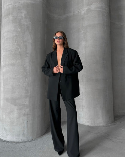 Timeless Oversized Black Suit